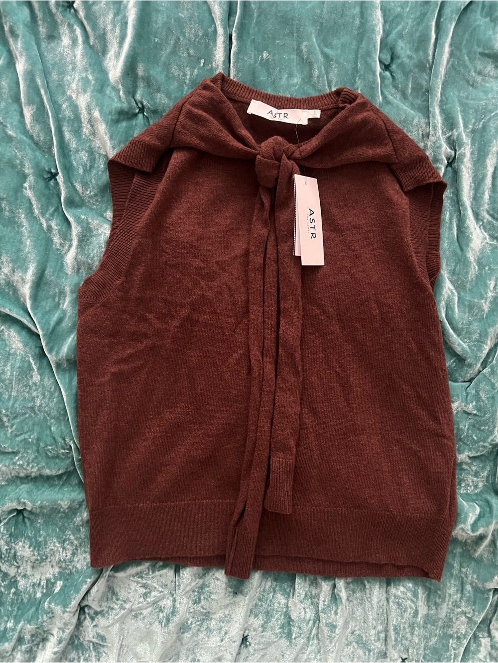 NWT ASTR Sleeveless Tie-Neck Knit Top in Chocolate Brown